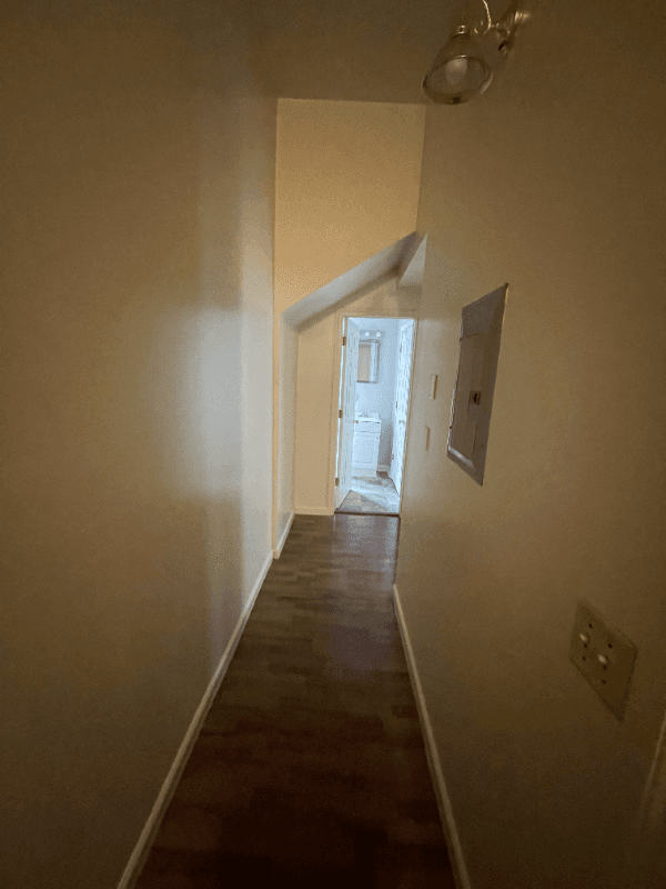 Covington Apartment: 802 Montague Rd.