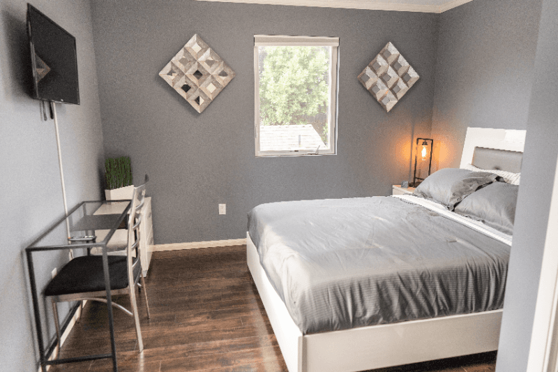 North Hollywood Townhome: 5151 RIVERTON AVE
