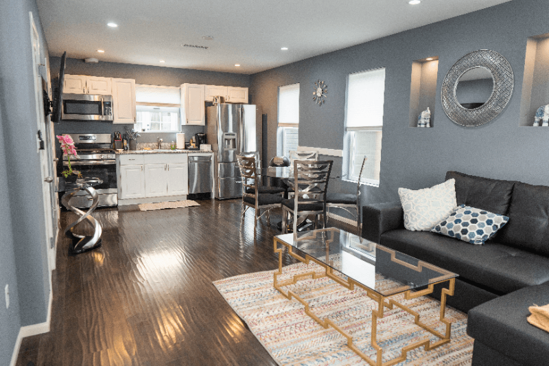 North Hollywood Townhome: 5151 RIVERTON AVE