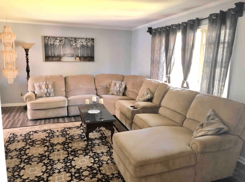 High Point Single Room: 3105 Covedale St