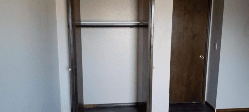 Wilburton Apartment: 902 Cynthia Street