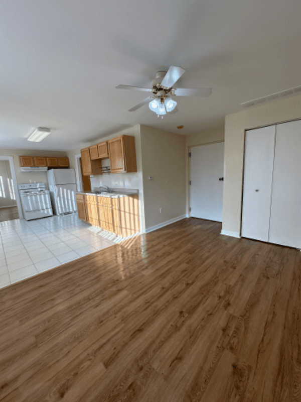 Yale Apartment: 420 North St