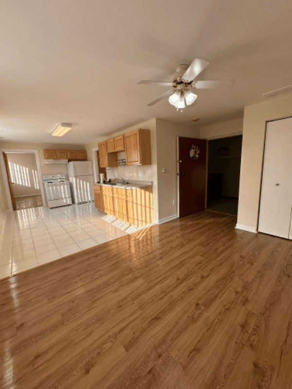 Yale Apartment: 420 North St