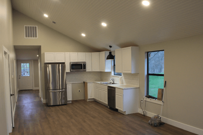 Quitman House: 1306 South HWY 37