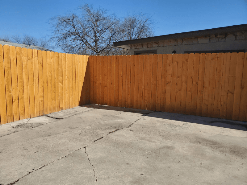 SAN ANTONIO Multiplex: 118 Esmeralda Dr.