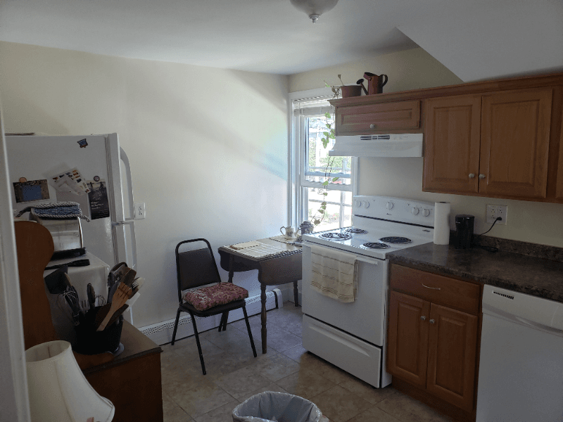 Middleboro Apartment: 54 S Main St