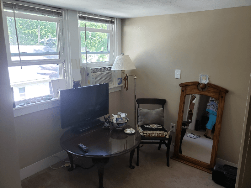 Middleboro Apartment: 54 S Main St