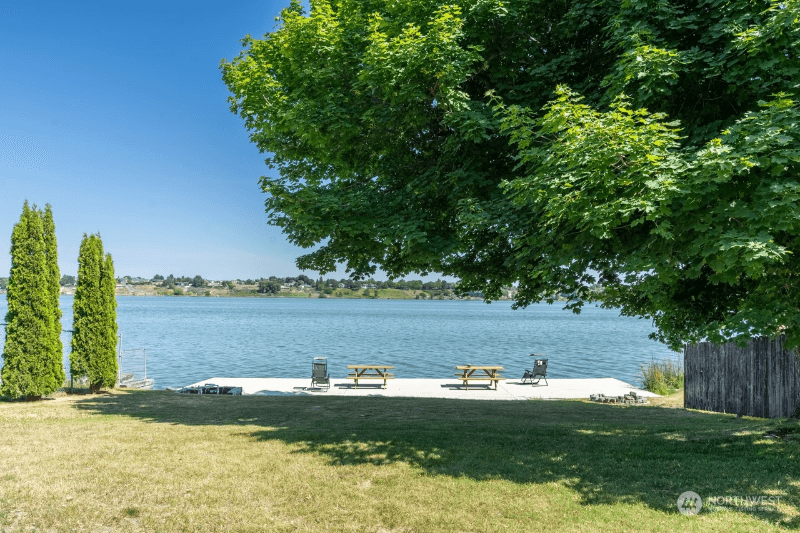 Moses Lake Other: 3013 W. Lakeside Drive
