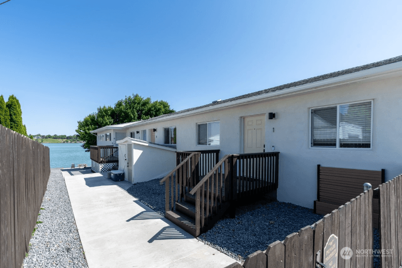 Moses Lake Other: 3013 W. Lakeside Drive
