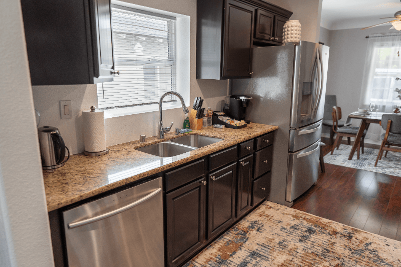 North Hollywood House: 10809 Hartsook St