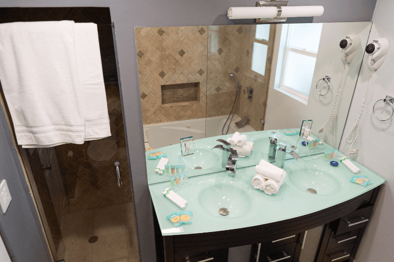 North Hollywood House: 10809 Hartsook St