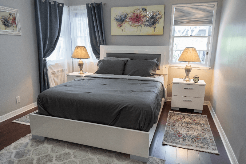 North Hollywood House: 10809 Hartsook St