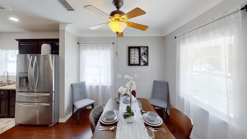 North Hollywood House: 10809 Hartsook St