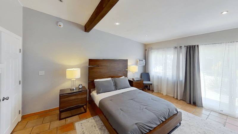 North Hollywood House: 10809 Hartsook St