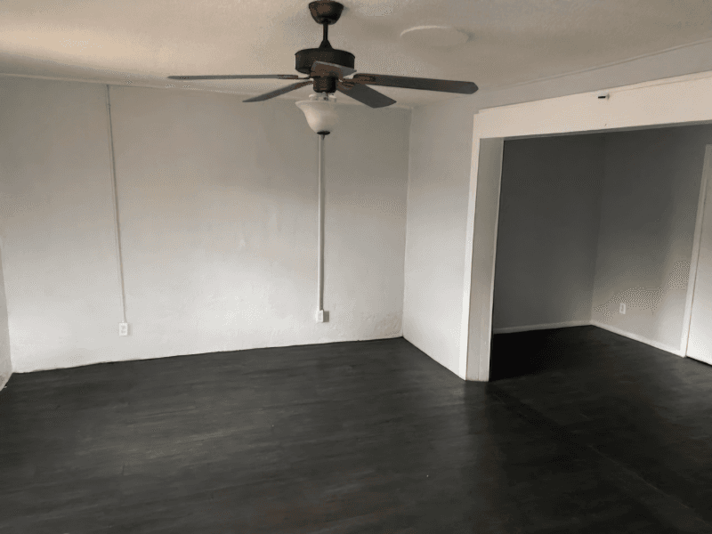 Pleasanton Apartment: 719 San Antonio St.