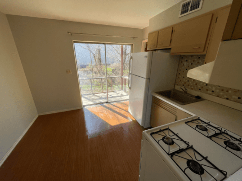 Saint James Multiplex: 1107 W James Blvd