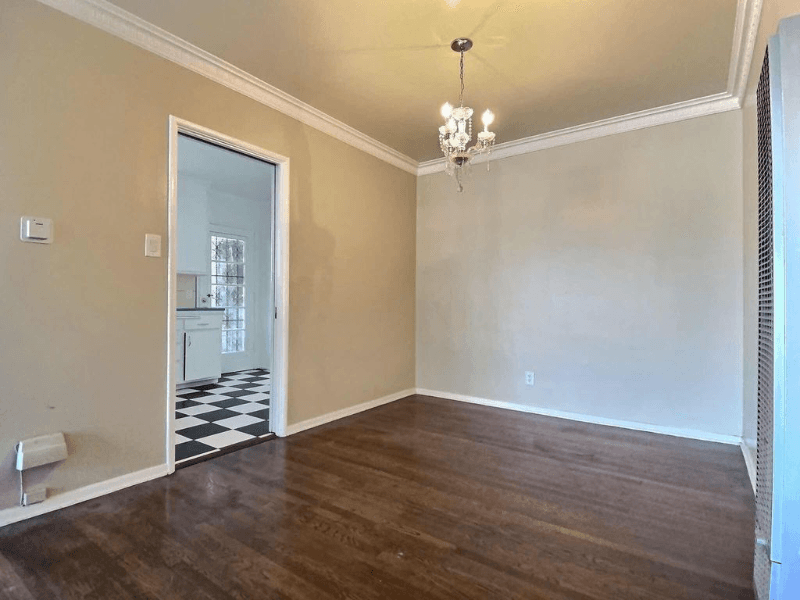 Los Angeles Apartment: 4068 9th Ave