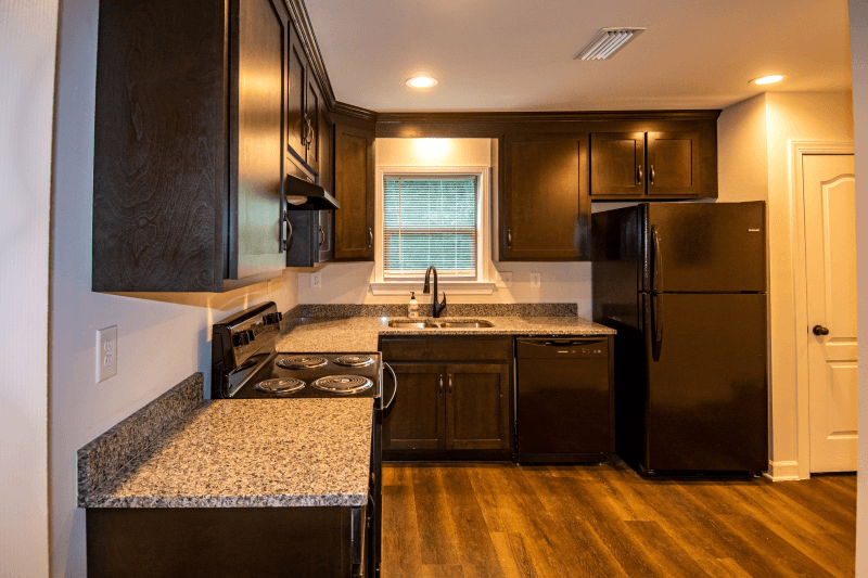 Mobile Single Room: 29 Oklahoma Dr