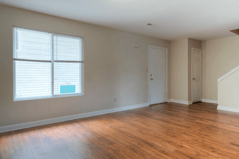Radford Apartment: 524 Calhoun Street