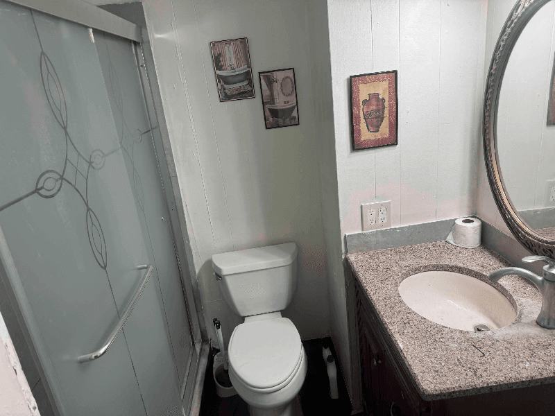 Tampa House: 12513 Four oaks rd