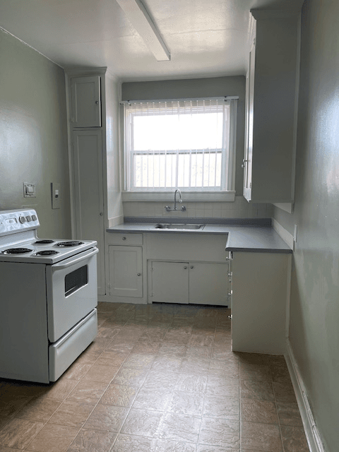 Oakland Apartment: 2624 Foothill Blvd