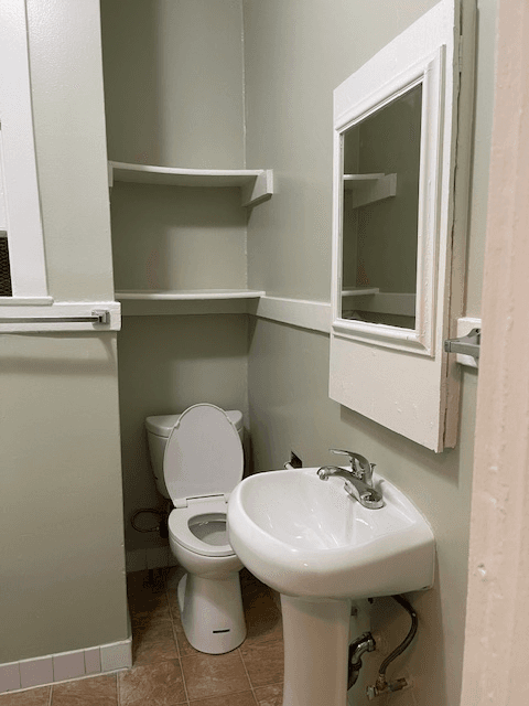 Oakland Apartment: 2624 Foothill Blvd