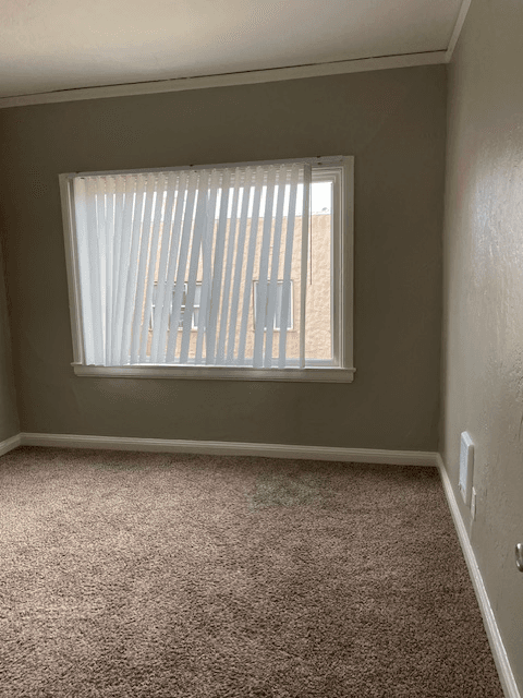 Oakland Apartment: 2624 Foothill Blvd