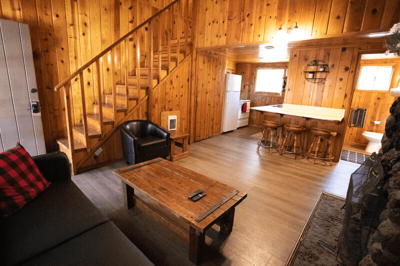 Lakeside Condo: 956 W White Mountain Blvd