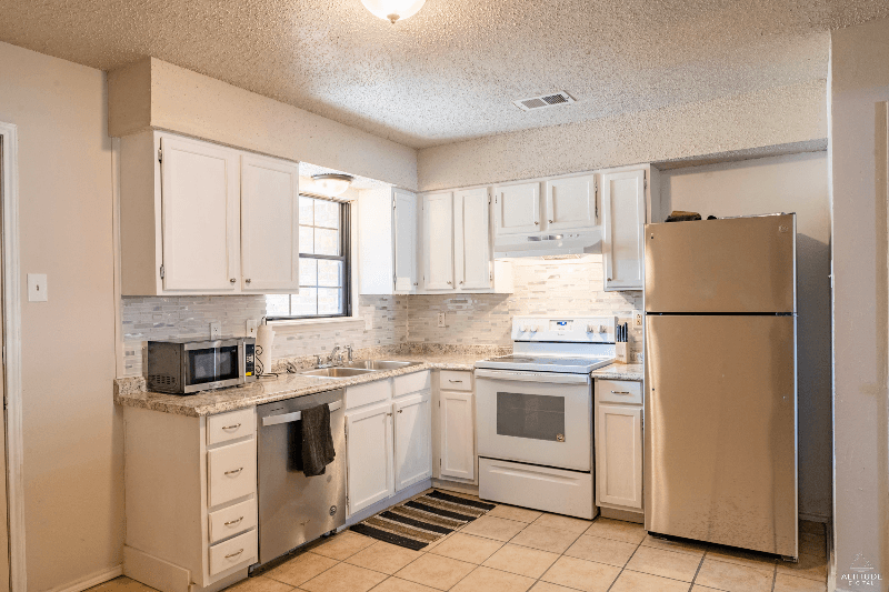 Irving Other: 210 Rolston Rd
