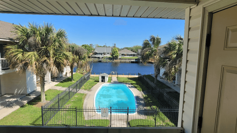 Slidell Condo: 4620 Pontchartrain Dr