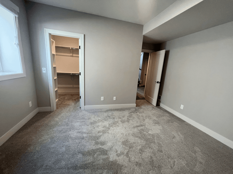 Lees Summit House: 1302 SW Heartwood Dr.