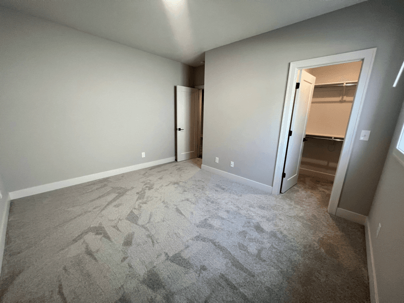 Lees Summit House: 1302 SW Heartwood Dr.