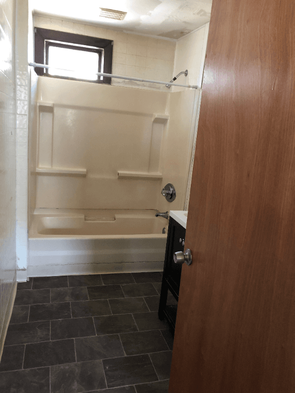 Worcester Apartment: 48 Plantation St.