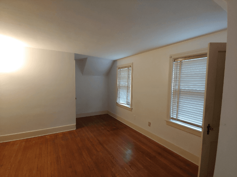 Freehold House: 13 Alexander Ave