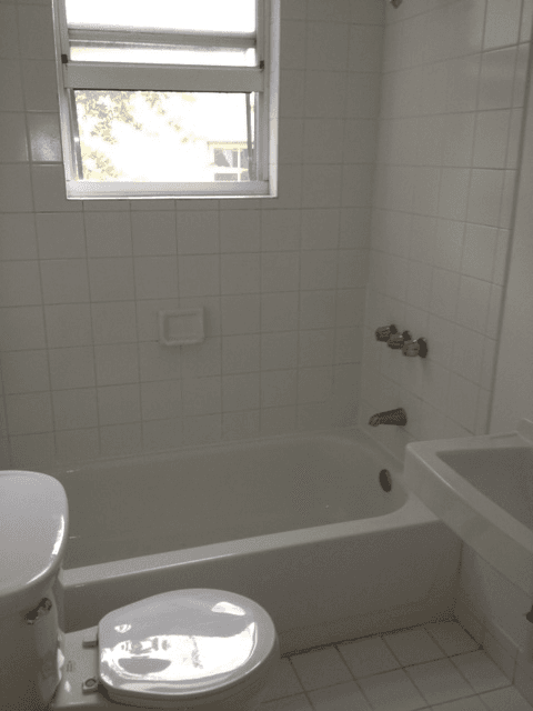 Miami Beach Apartment: 1615 Pennsylvania Ave