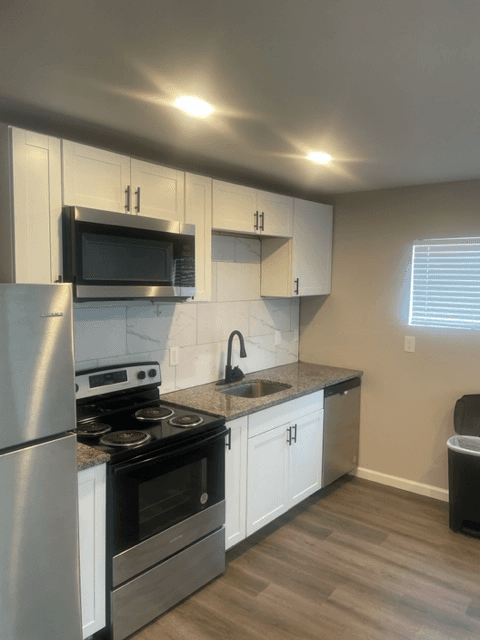 Hoosick Falls Apartment: 21194 NY 22