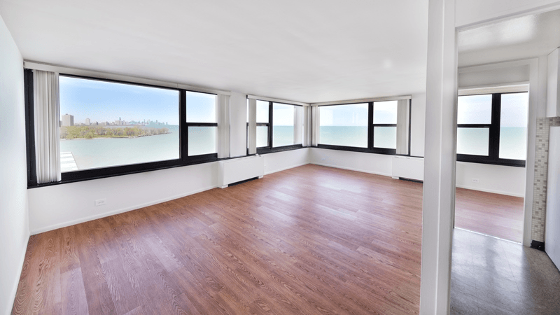 CHICAGO Apartment: 7447 S. South Shore Drive
