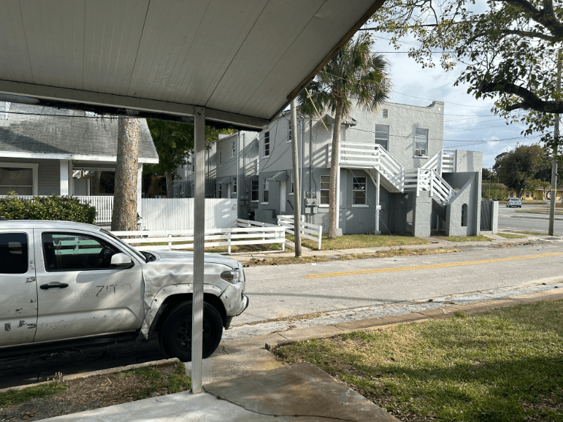 Daytona House: 1033 s ridgewood ave