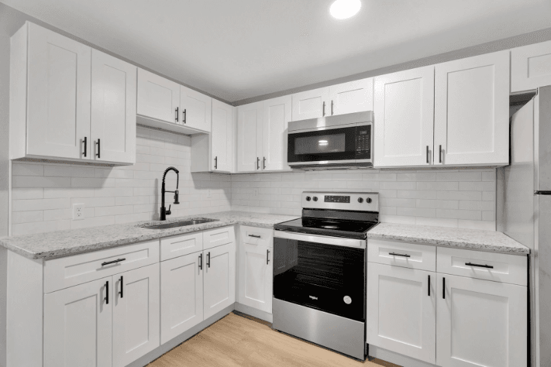 Tampa Apartment: 8112 Mulberry St.