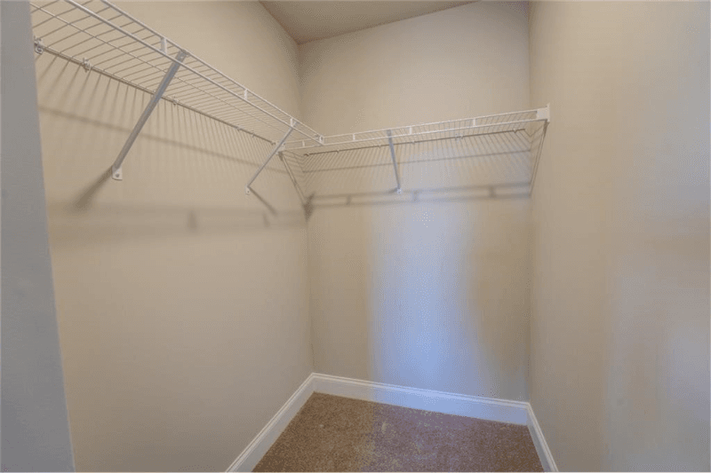 Lawrenceville Single Room: 311 Gwinnett Dr