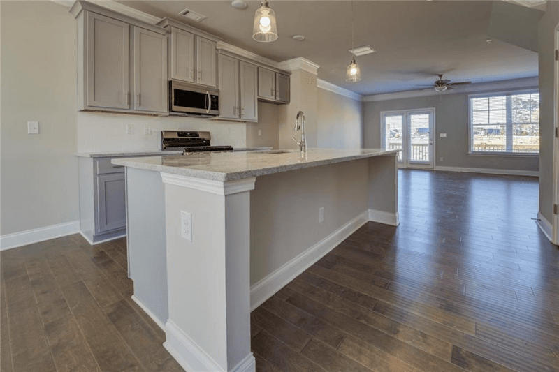 Lawrenceville Single Room: 311 Gwinnett Dr