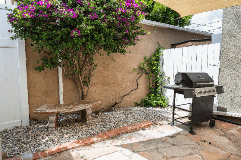 North Hollywood House: 10801 Hartsook St