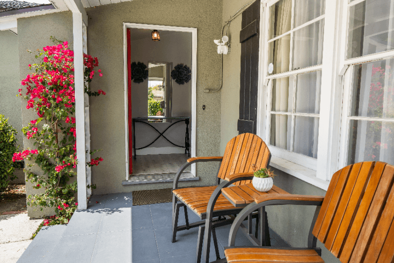 North Hollywood House: 10801 Hartsook St
