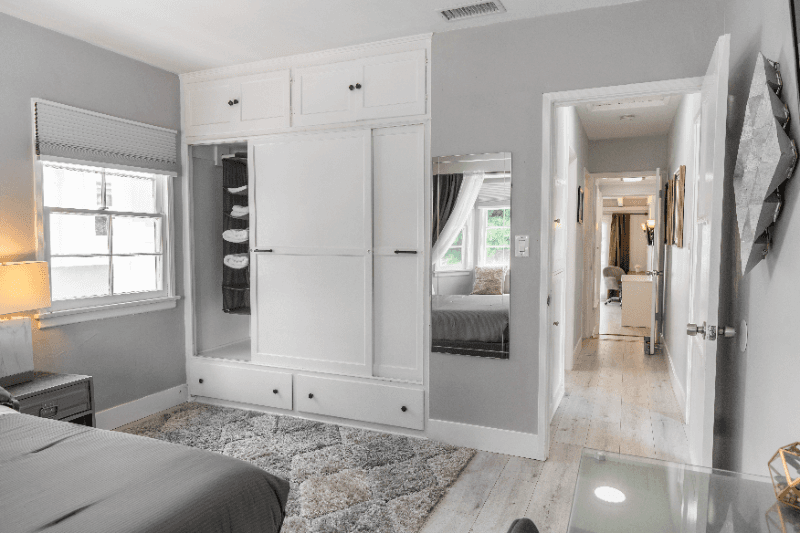 North Hollywood House: 10801 Hartsook St