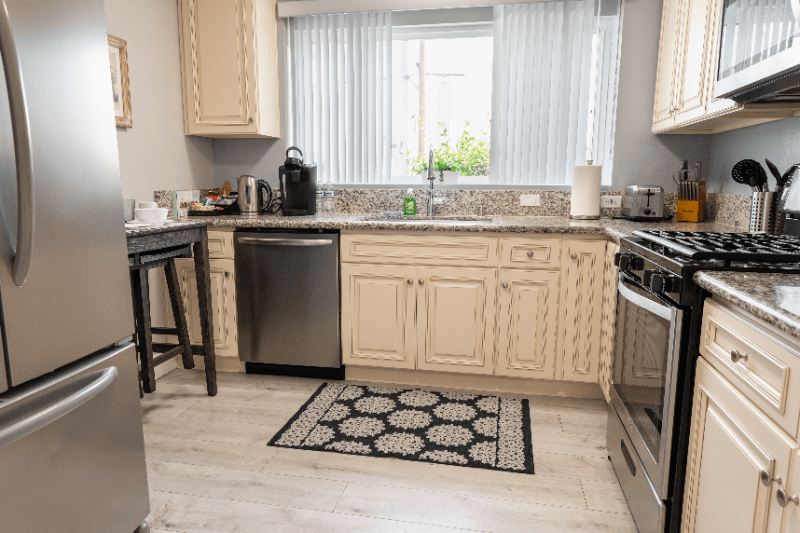 North Hollywood House: 10801 Hartsook St