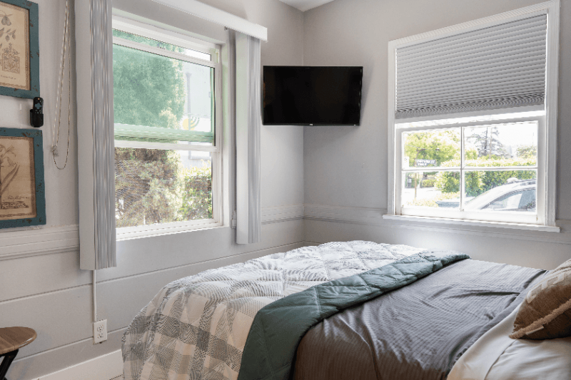 North Hollywood House: 10801 Hartsook St