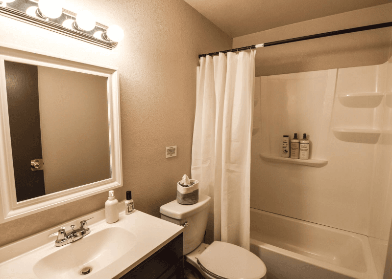 Anchorage Apartment: 3520 E. 42nd Avenue