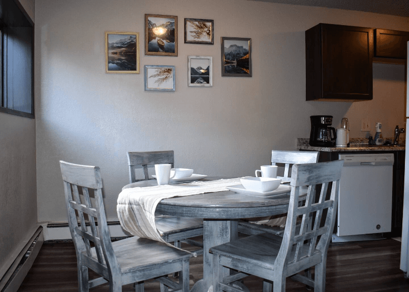 Anchorage Apartment: 3520 E. 42nd Avenue