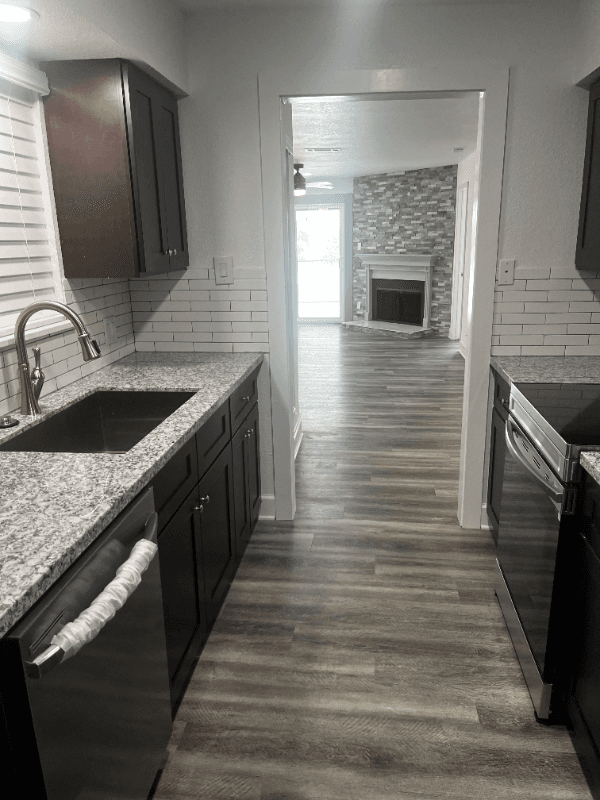 Houston House: 18800 Egret Bay Blvd