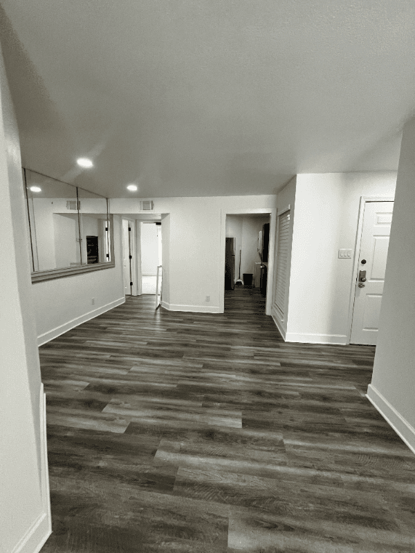 Houston House: 18800 Egret Bay Blvd